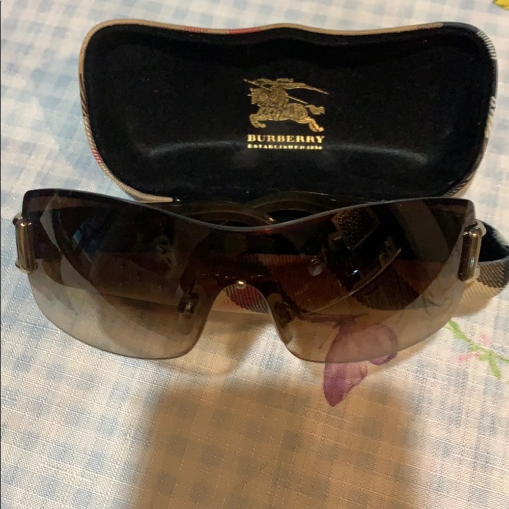 Sun glasses